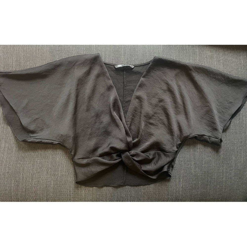 Zara Black Crop Top Size Large Crossover Knot Front Short Sleeve Flutter Sleeve